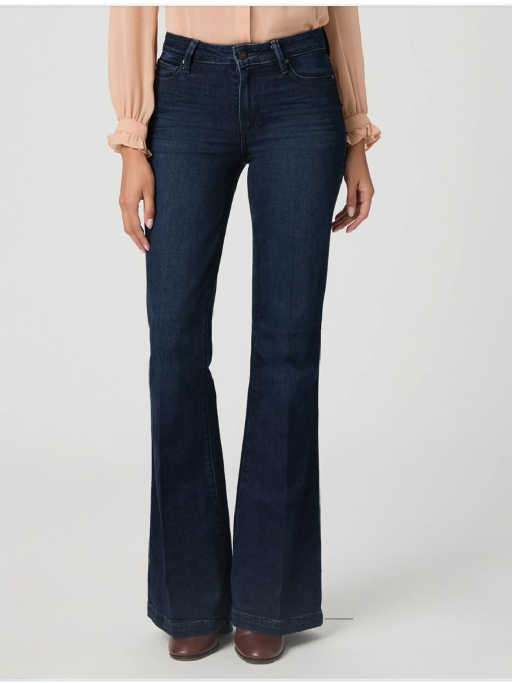 Tractr Slim Fit/High Rise Denim  Flare Jeans size 28/6
